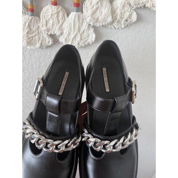 Urban Revivo Platform Chain Black Buckle Mary Janes Goth Academia Grunge 7.5 - Picture 4 of 9